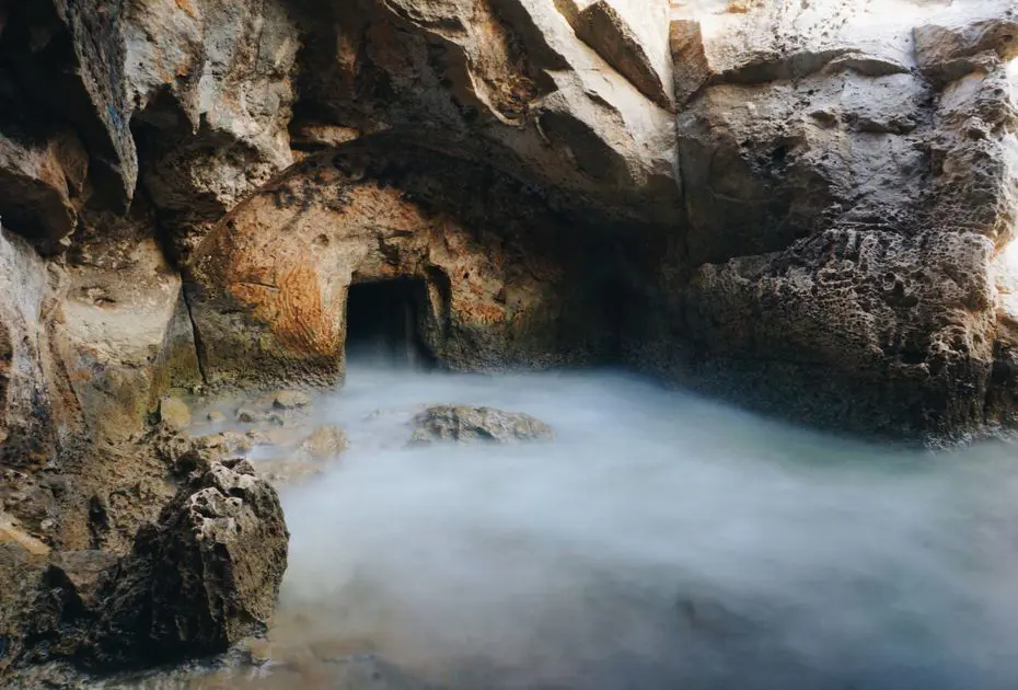  Cleopatra's Bath  image